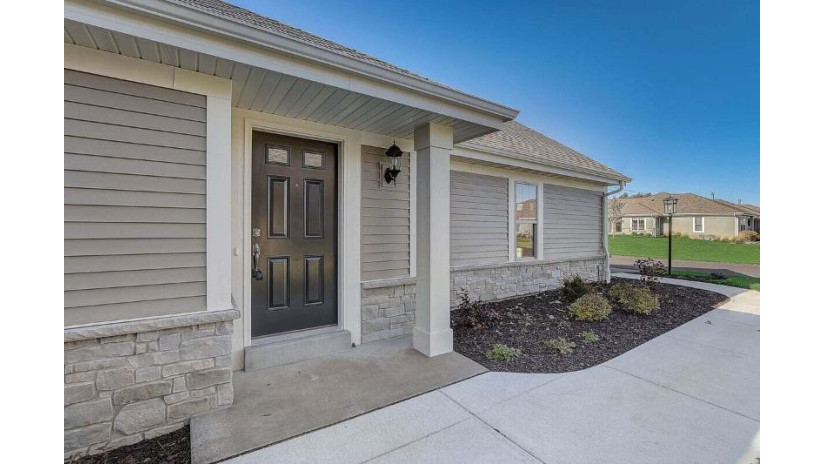 802 Margo Cir 1501 Eagle, WI 53119 by Bielinski Homes, Inc. $414,900