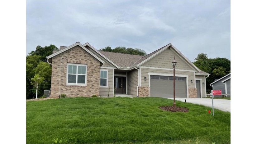 W254S5317 Primrose Lane Ct Waukesha, WI 53189 by Belman Homes, Inc $739,900