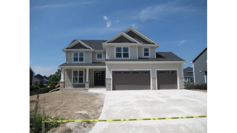 W238N5521 Fieldstone Pass Cir Sussex, WI 53089 by Kaerek Homes, Inc. $579,990