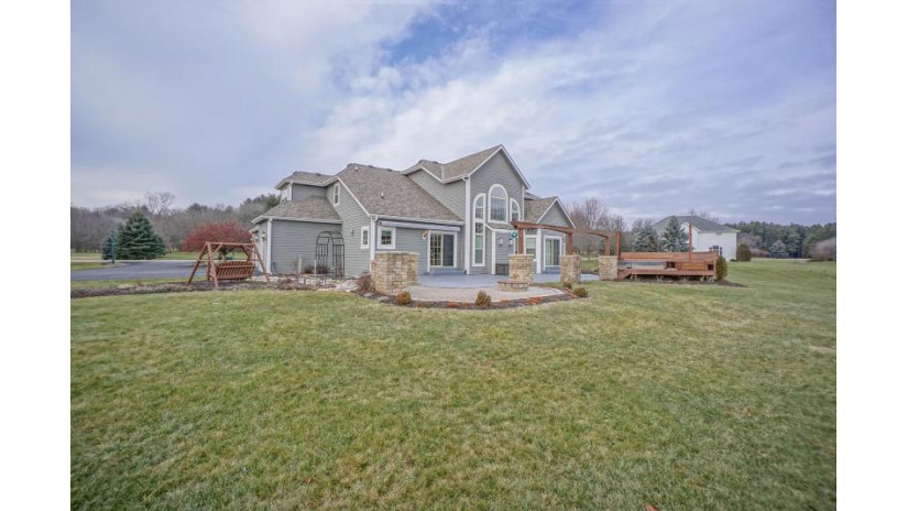 228 Crooked Stick Pass North Prairie, WI 53153 by Lake Country Flat Fee $859,900