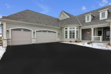 1528 Sandhill Blvd 23, Hartland, WI 53029