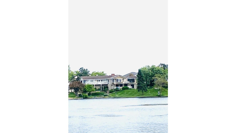 S68W18118 Island Dr Muskego, WI 53150 by The Stefaniak Group, LLC $1,395,000