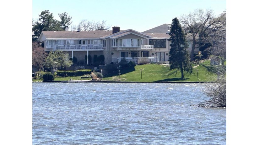 S68W18118 Island Dr Muskego, WI 53150 by The Stefaniak Group, LLC $1,395,000