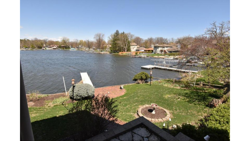 S68W18118 Island Dr Muskego, WI 53150 by The Stefaniak Group, LLC $1,395,000