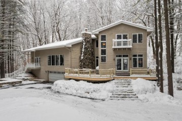 4900 Hubertus Rd, Richfield, WI 53033-9748