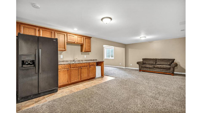 990 Hudson Trl Lake Geneva, WI 53147 by The Stefaniak Group, LLC $450,000