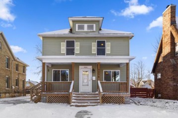 2036 Saint Clair St, Racine, WI 53402