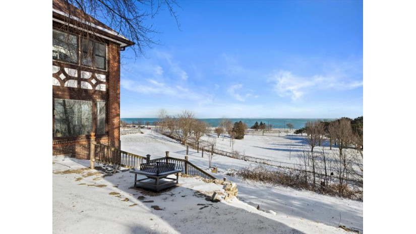 1121 Lake Ave Racine, WI 53403 by First Weber Inc- Racine $1,500,000