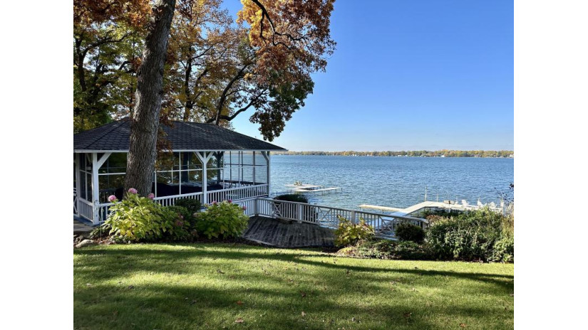 2005 E Lake Shore Dr 2007 Twin Lakes, WI 53181 by @properties $2,550,000