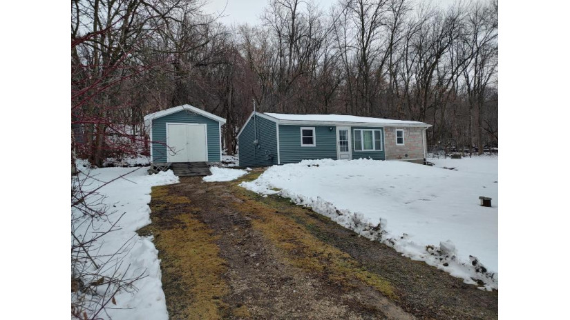 N6788 Harrison Rd Harrison, WI 54129 by RE/MAX Port Cities Realtors $184,900