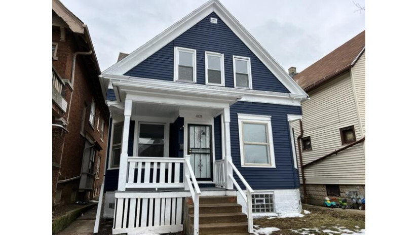 3139 N 11th St Milwaukee, WI 53206 by Homestead Realty, Inc $135,000