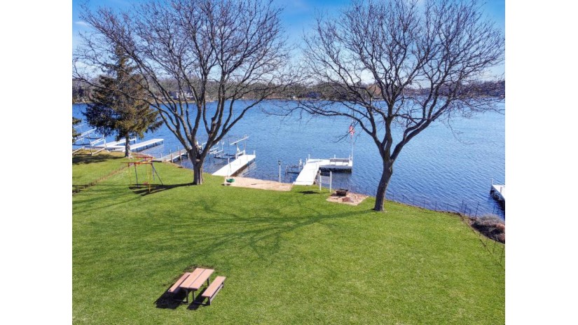 W5369 Baywood Dr La Grange, WI 53121 by @properties $2,199,700