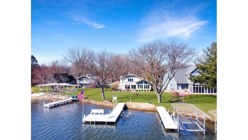 W5369 Baywood Dr La Grange, WI 53121 by @properties $2,199,700