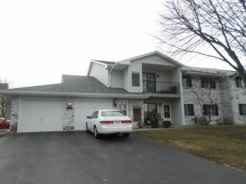 3122 14th Ln F, Kenosha, WI 53144-2962