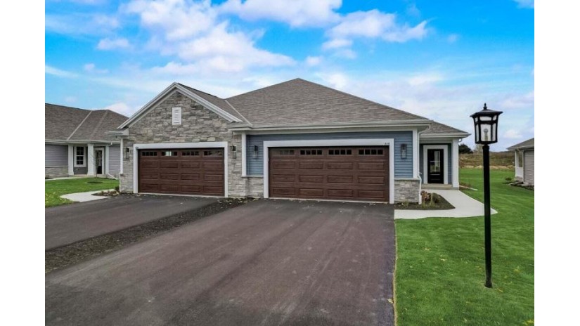 516 Hickory Hollow Rd 0402 Waterford, WI 53185 by Bielinski Homes, Inc. $439,900