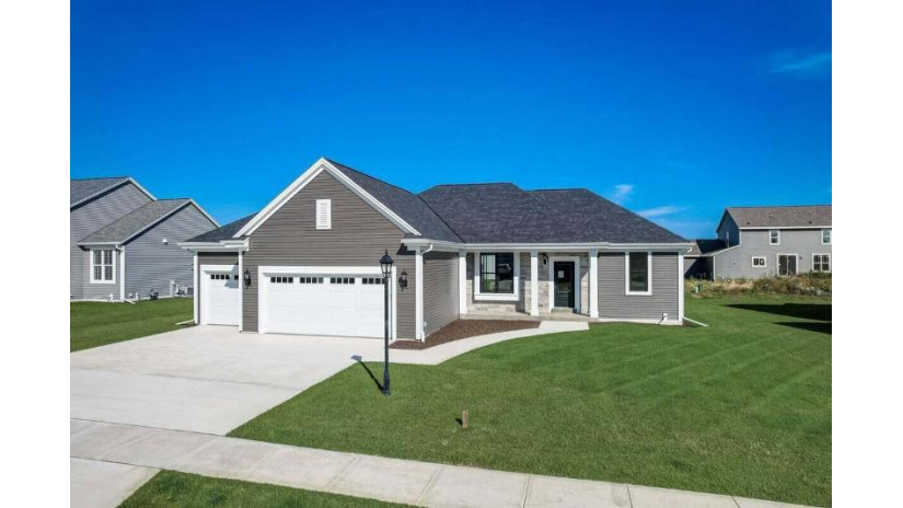 2692 Red Oak Ln East Troy, WI 53120 by Bielinski Homes, Inc. $512,900