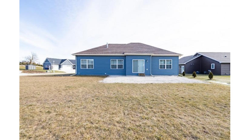 927 Pine Ridge St Brownsville, WI 53006 by Homestead Advisors $419,999