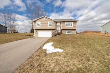 103 Dexter Dr, Cambria, WI 53923