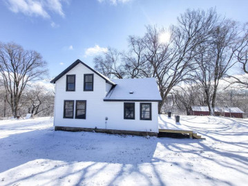 N32838 Briten Rd, Preston, WI 54616