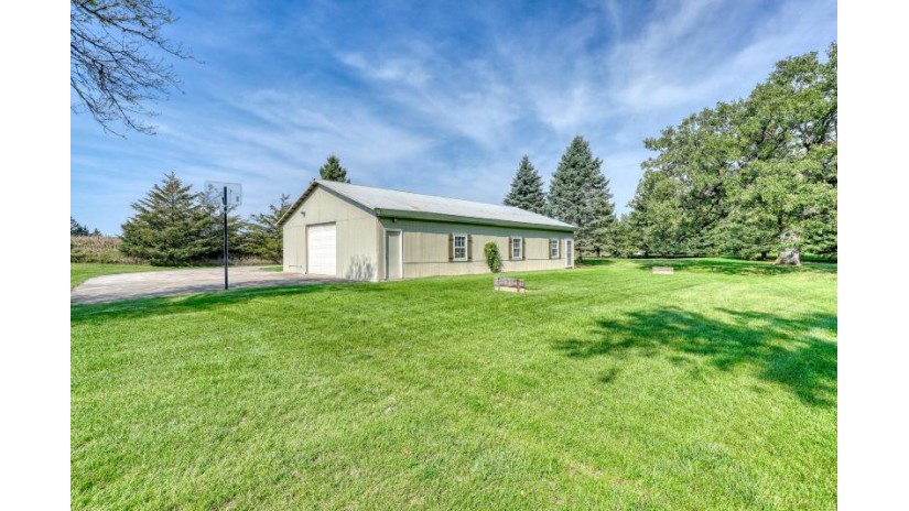 35223 Sunset Dr Summit, WI 53066 by The Real Estate Company Lake & Country $735,000