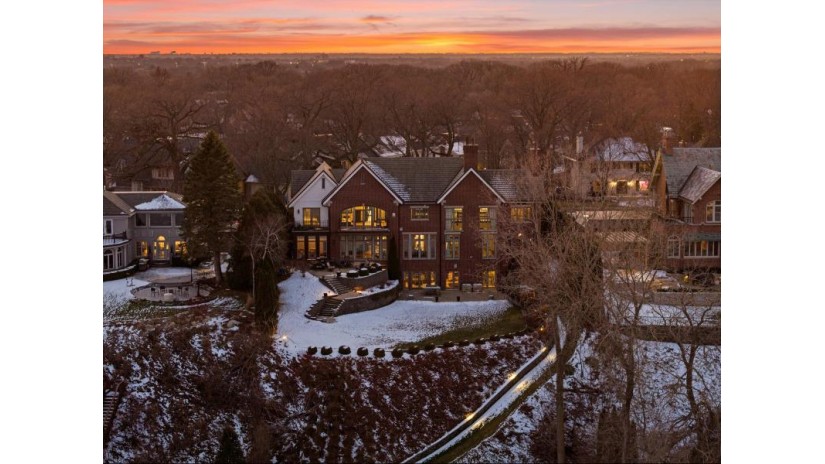 5436 N Lake Dr Whitefish Bay, WI 53217 by Powers Realty Group - suzanne@powersrealty.com $2,795,000
