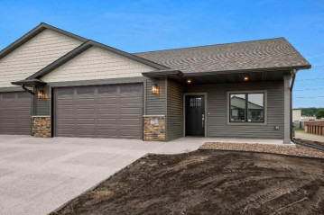 750 Crockett Dr, Holmen, WI 54636