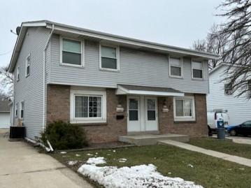 4977 S 26th St 4979, Milwaukee, WI 53221-2939