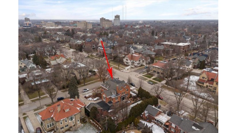 3005 E Kenwood Blvd Milwaukee, WI 53211 by Keller Williams Realty-Milwaukee North Shore $1,975,000