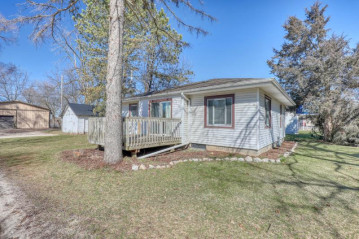 W294N5563 Merton Ave, Merton, WI 53029