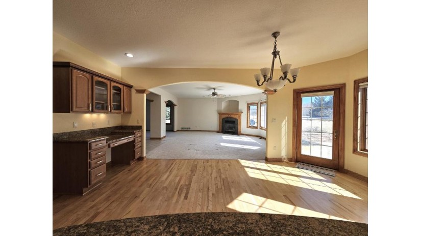 3801 Ridgeview Ct Richfield, WI 53017 by List2Sell, LLC $849,900