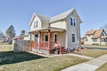 420 N Warren St, Watertown, WI 53098