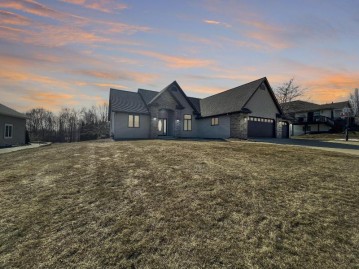 2015 Douglas Dr, Plymouth, WI 53073-4388