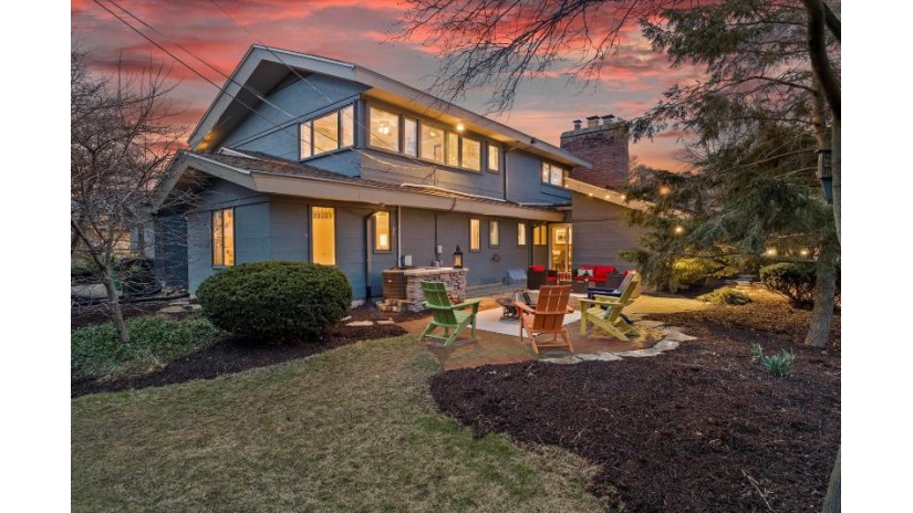 2535 E Lake Bluff Blvd Shorewood, WI 53211 by Powers Realty Group - suzanne@powersrealty.com $998,000