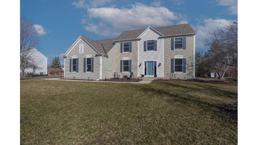 W147N6594 Ash Dr Menomonee Falls, WI 53051 by First Weber Inc - Menomonee Falls $549,900