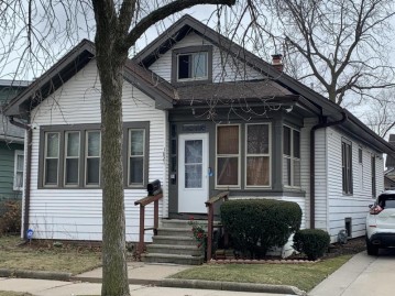 1821 Linden Ave, Racine, WI 53403-1639