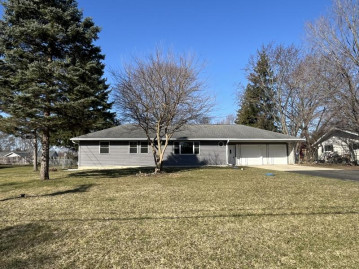 N1573 County Road K -, Koshkonong, WI 53538-9362