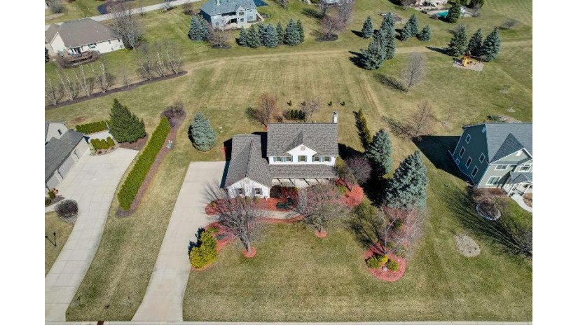N74W28770 Zimmers Xing Merton, WI 53029 by First Weber Inc - Delafield $674,900