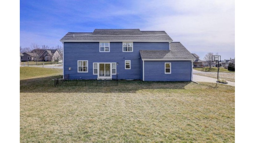 W2270 E Schure Dr Ashippun, WI 53066 by Coldwell Banker Realty $589,900