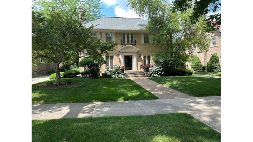 3515 N Summit Ave Shorewood, WI 53211 by Keller Williams Prestige $999,900