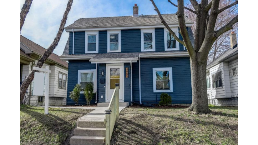 3469 N Pierce St Milwaukee, WI 53212 by Keller Williams Realty-Milwaukee North Shore $350,000