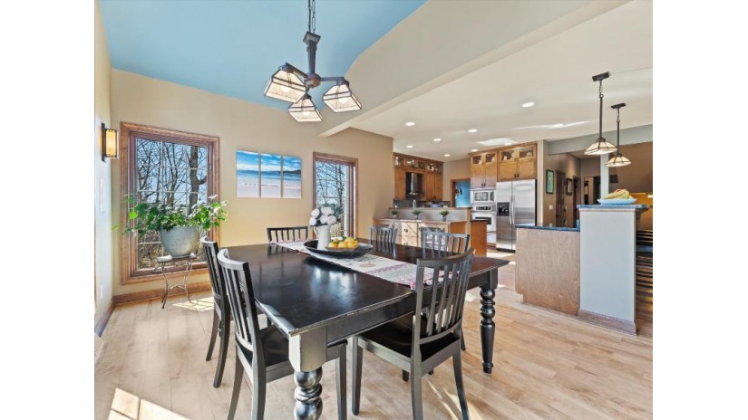 10109 N Hunt Club Ct Mequon, WI 53097 by Abundance Real Estate $974,900