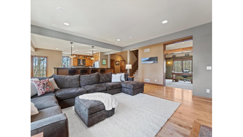 10109 N Hunt Club Ct Mequon, WI 53097 by Abundance Real Estate $974,900