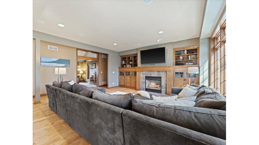 10109 N Hunt Club Ct Mequon, WI 53097 by Abundance Real Estate $974,900