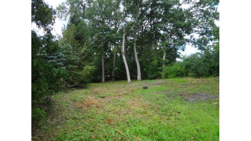 LT18 275th Ave Salem Lakes, WI 53168 by Homestead Realty, Inc $66,000