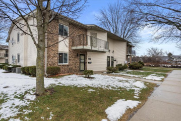 N114W17015 Armada Dr, Germantown, WI 53022-3257