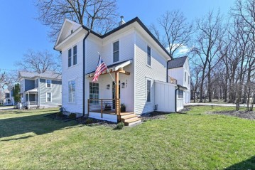 345 W Geneva St, Williams Bay, WI 53191