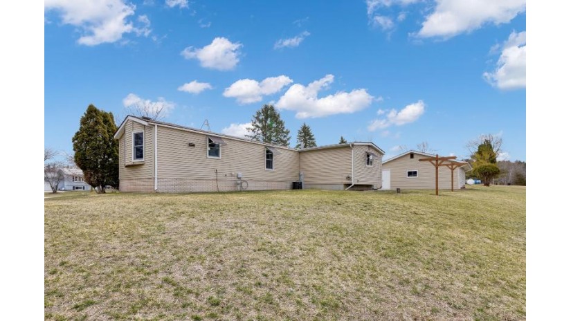 N954 Bartelt Ln Auburn, WI 53010 by Homestead Realty, Inc $199,000