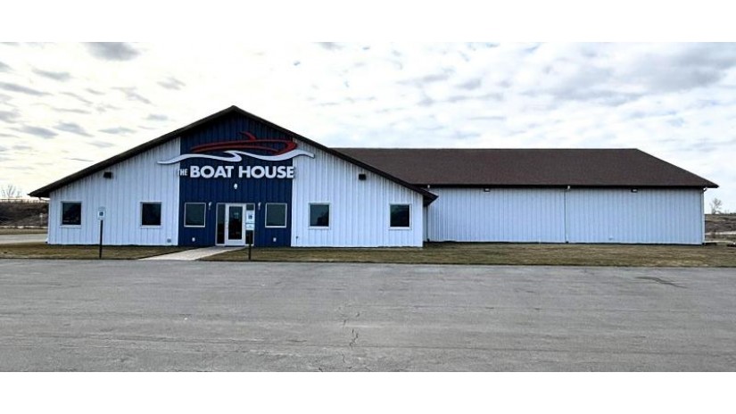 6000 County Road Jj - Manitowoc Rapids, WI 54220 by Choice Commercial Real Estate LLC $1,590,000