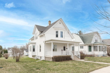 808 Harvey Ave, Watertown, WI 53094