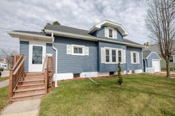 2703 Erie St, Racine, WI 53402